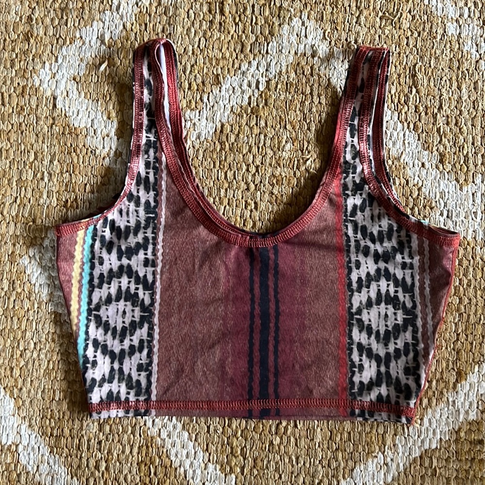 TEEKI yoga top / SZ XS